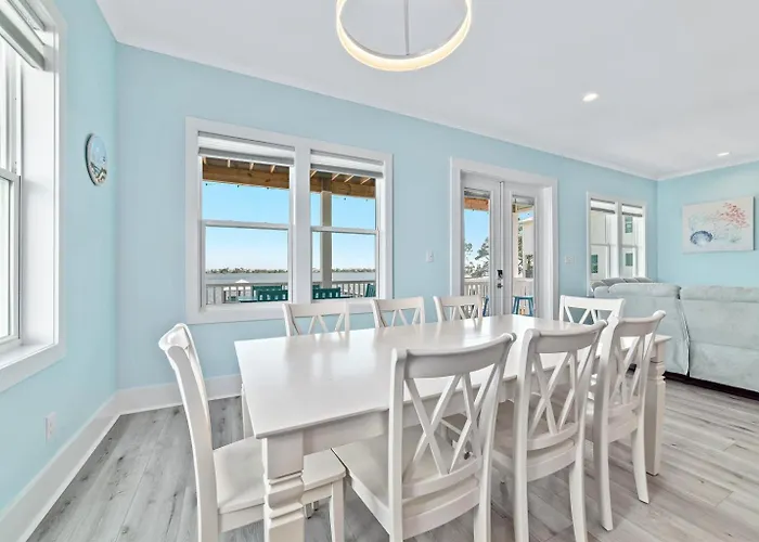 Water Oaks Lagoon House- Heated Pool Dock, Modern Waterfront Gulf Shores