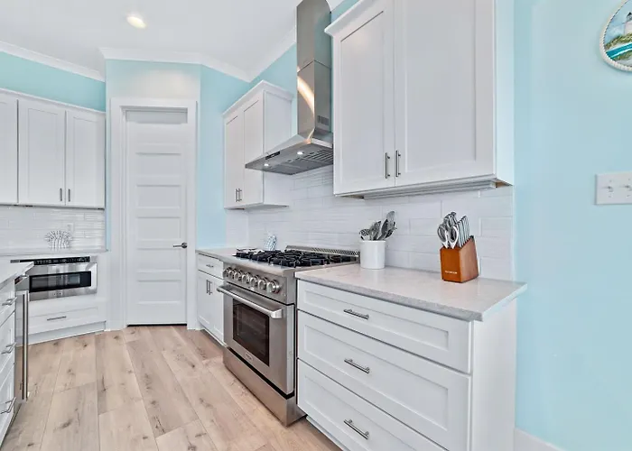 Water Oaks Lagoon House- Heated Pool Dock, Modern Waterfront *