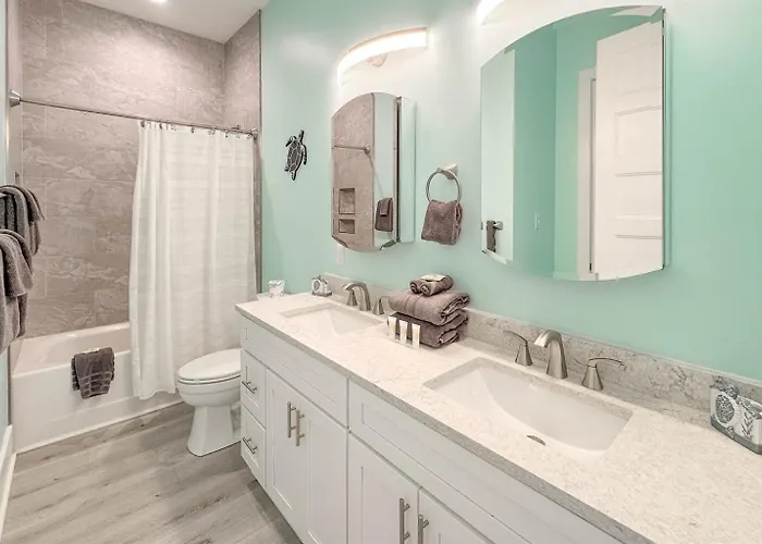 Water Oaks Lagoon House- Heated Pool Dock, Modern Waterfront * Gulf Shores