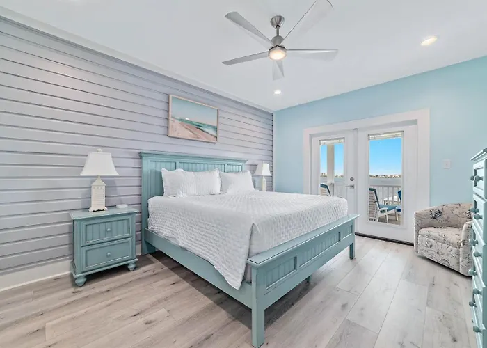 Water Oaks Lagoon House- Heated Pool Dock, Modern Waterfront * Gulf Shores