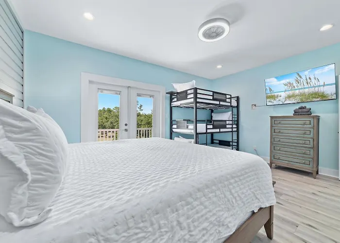 Holiday home Water Oaks Lagoon House- Heated Pool Dock, Modern Waterfront
