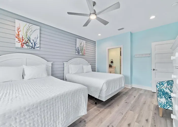 Water Oaks Lagoon House- Heated Pool Dock, Modern Waterfront
